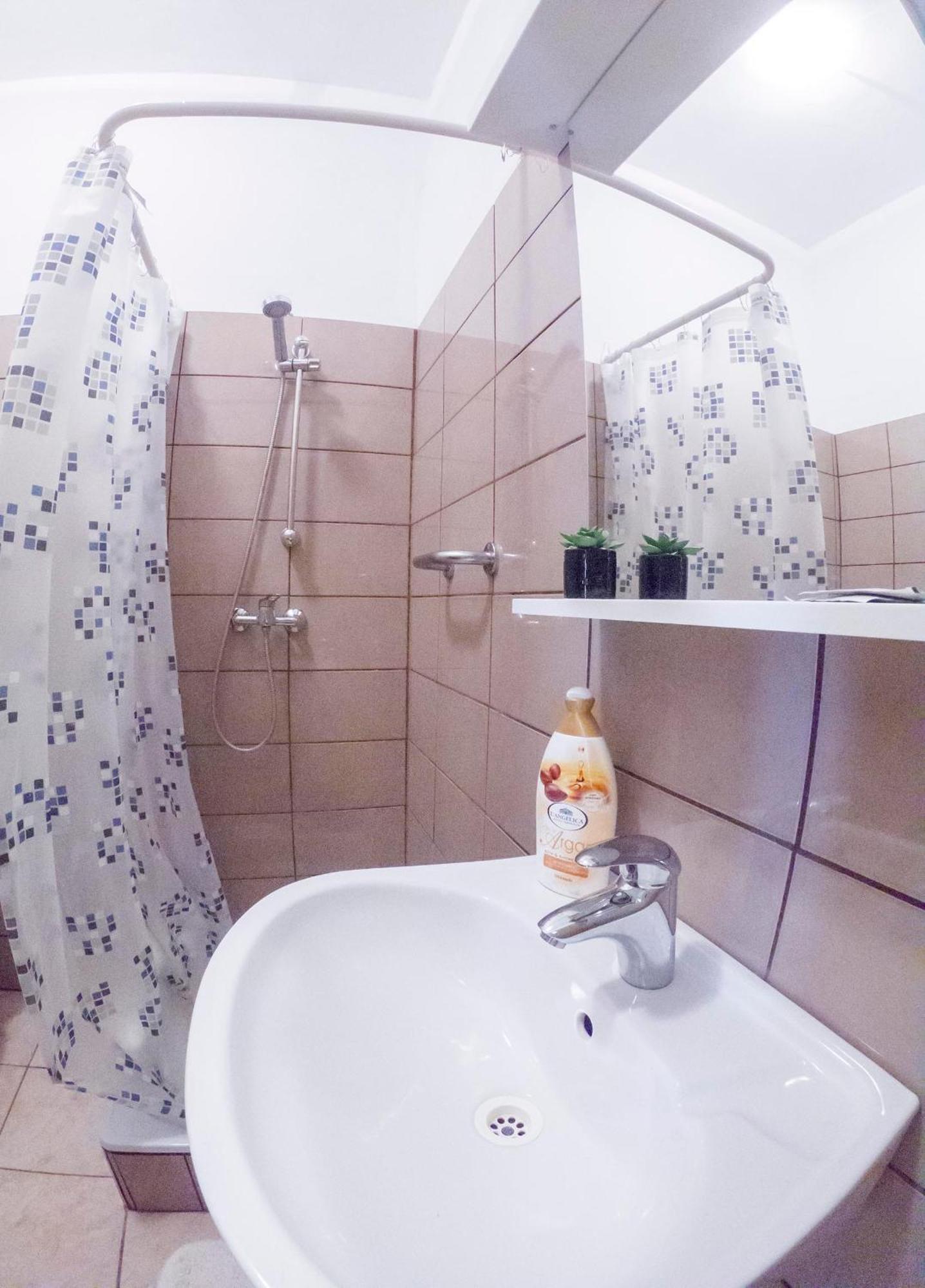 Apartments Vesna سلوني الغرفة الصورة