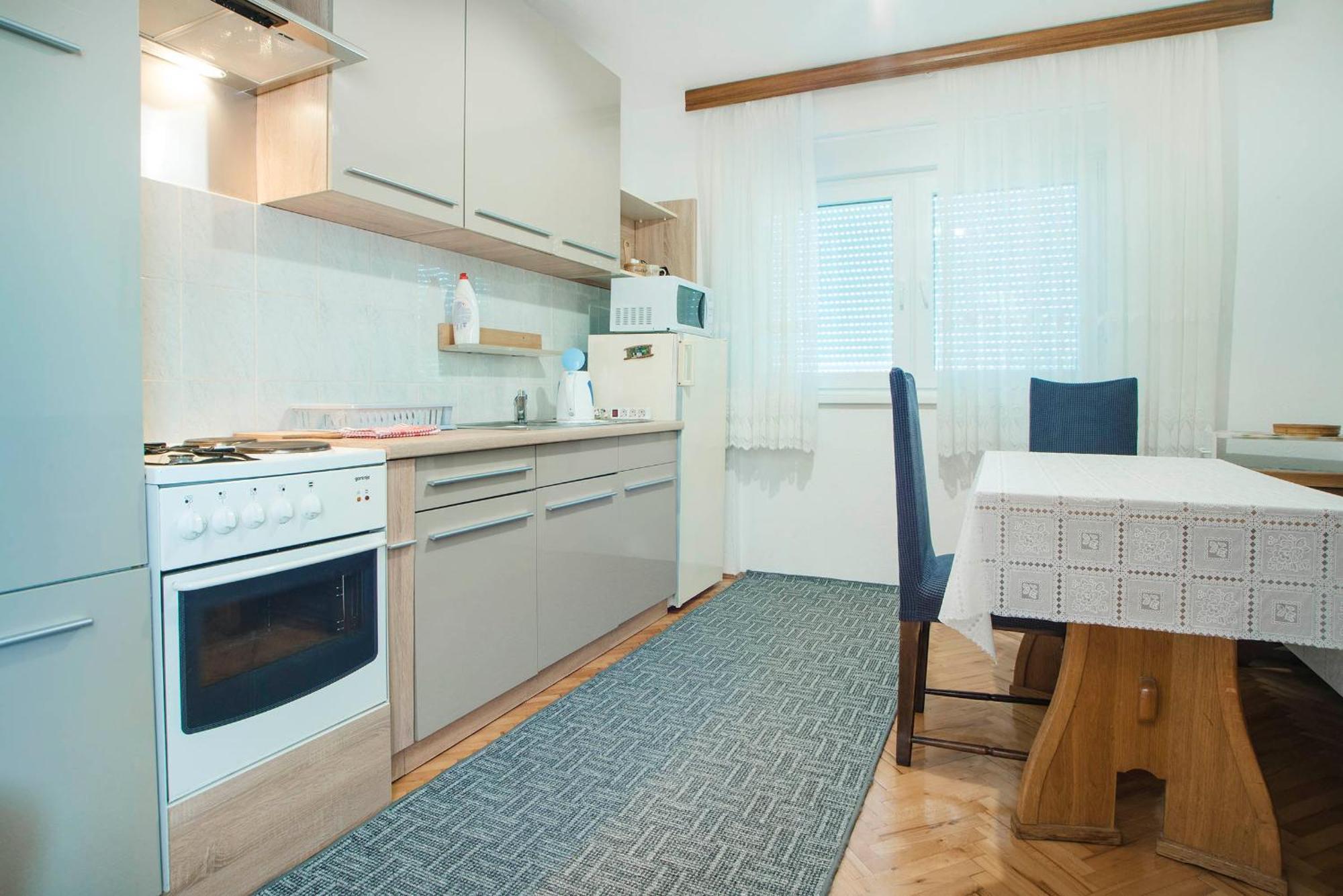 Apartments Vesna سلوني الغرفة الصورة